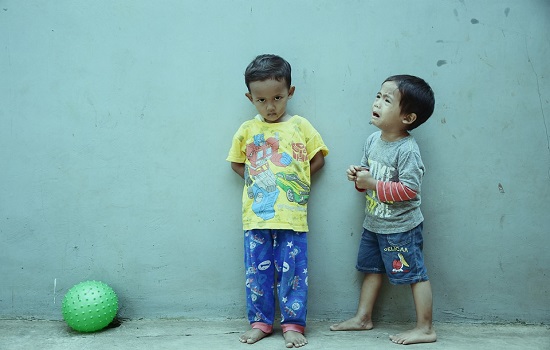 ¿Cómo enseñarle a un niño a no ser egoísta?